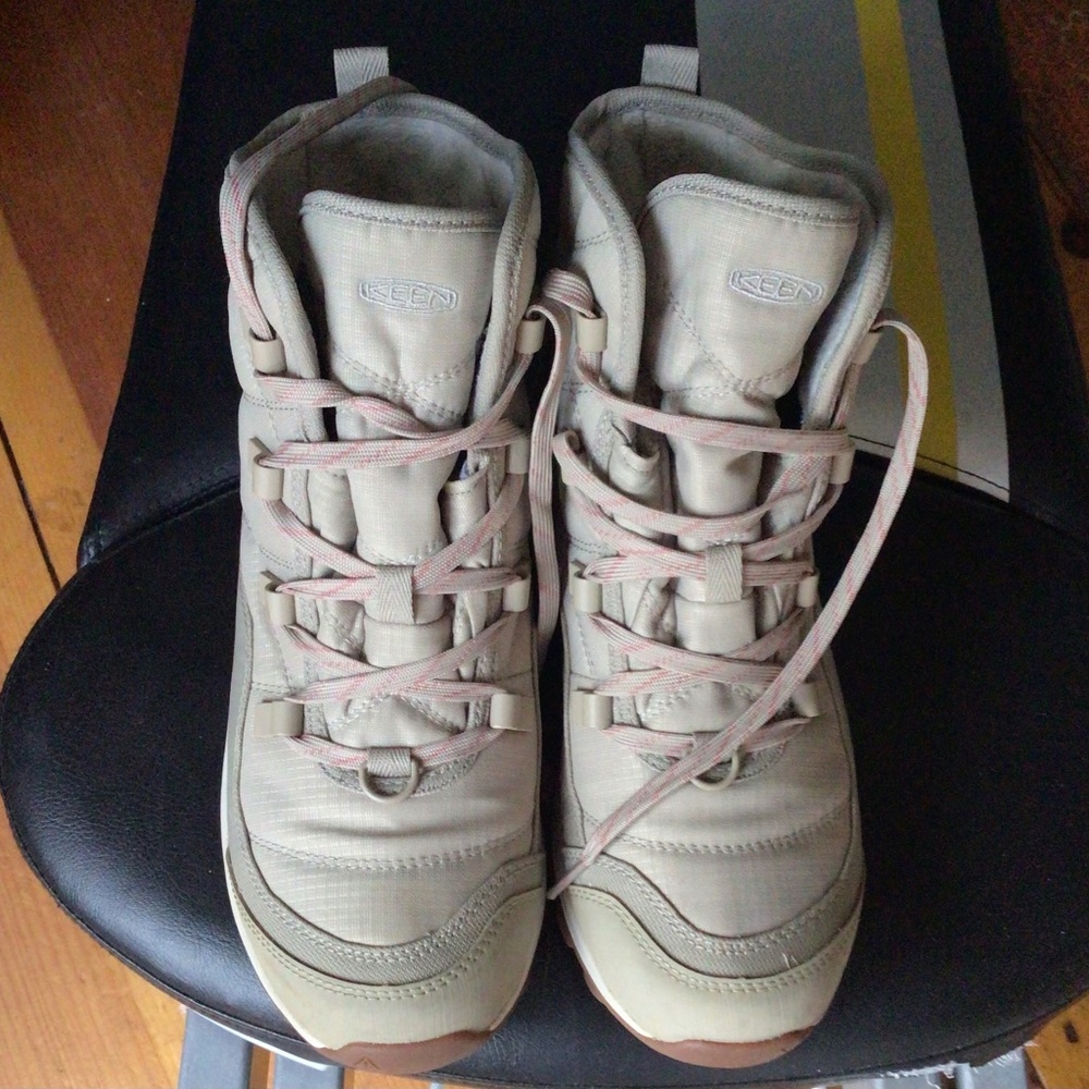 Keen Tank Winter Boots (Wns7.5)